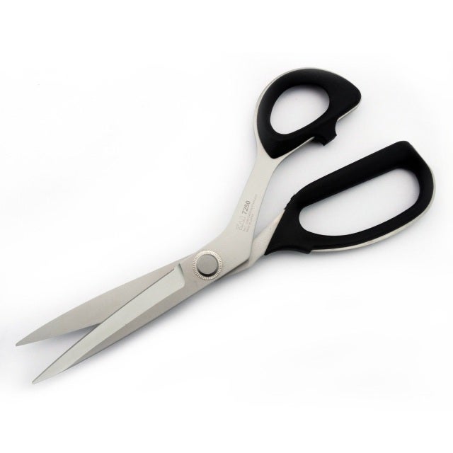 Kai 7150 6 inch Professional Scissors